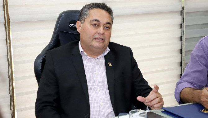 PDT diz ter 17 nomes para articular chapinha de estadual pdt-diz-ter-17-nomes-para-articular-chapinha-de-estadual