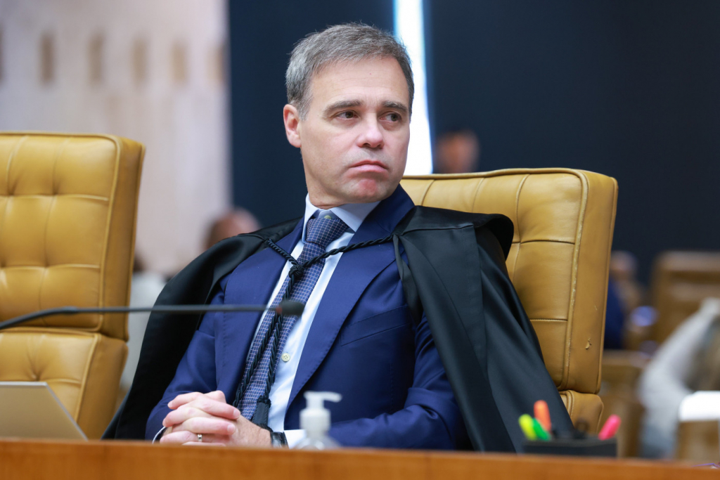 Mendonça prorroga inquérito do Caso Master por mais 60 dias mendonca-prorroga-inquerito-do-caso-master-por-mais-60-dias