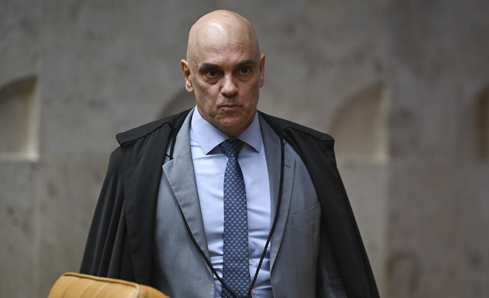 Moraes retorna caso das joias à PGR para analisar material apreendido com Wassef moraes-retorna-caso-das-joias-a-pgr-para-analisar-material-apreendido-com-wassef