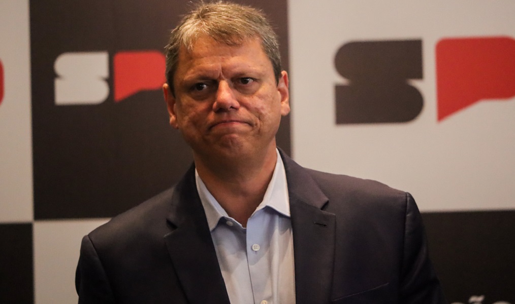 Tarcísio reforça pedido de prisão domiciliar para Bolsonaro em reunião no STF tarcisio-reforca-pedido-de-prisao-domiciliar-para-bolsonaro-em-reuniao-no-stf