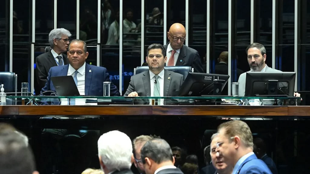 Senado aprova lei que equipara misoginia ao crime de racismo; entenda senado-aprova-lei-que-equipara-misoginia-ao-crime-de-racismo;-entenda