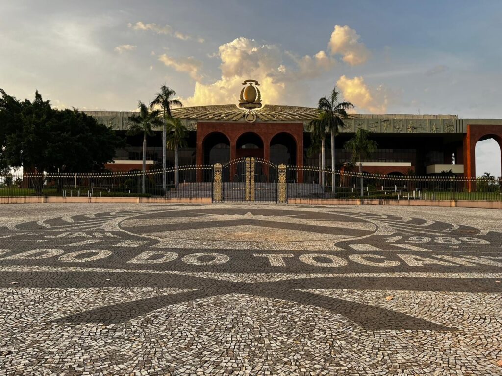Servidores estaduais do Tocantins terão ponto facultativo no dia 2 de abril servidores-estaduais-do-tocantins-terao-ponto-facultativo-no-dia-2-de-abril