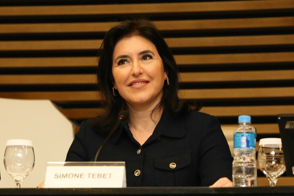 Tebet se filia ao PSB para concorrer ao senado por São Paulo tebet-se-filia-ao-psb-para-concorrer-ao-senado-por-sao-paulo