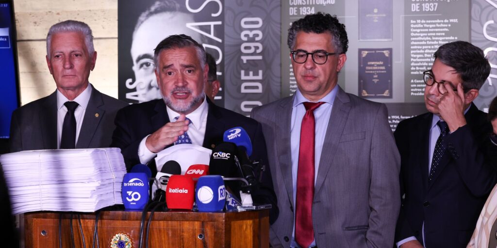 Bancada governista apresentará relatório alternativo à CPMI do INSS bancada-governista-apresentara-relatorio-alternativo-a-cpmi-do-inss