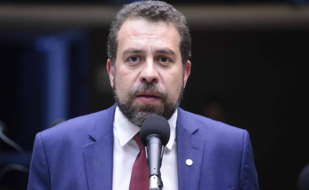 Boulos anuncia permanência no PSOL após rumores de ida ao PT boulos-anuncia-permanencia-no-psol-apos-rumores-de-ida-ao-pt