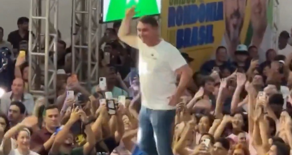 ‘Funk do 01’, dancinha e ‘todes’: Flávio tenta suavizar imagem e conquistar jovens ‘funk-do-01’,-dancinha-e-‘todes’:-flavio-tenta-suavizar-imagem-e-conquistar-jovens
