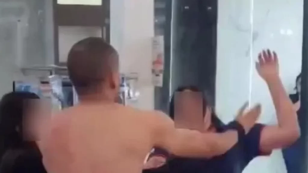 MG: Influencer e pré-candidato do MBL agride e apanha de gerente de loja mg:-influencer-e-pre-candidato-do-mbl-agride-e-apanha-de-gerente-de-loja