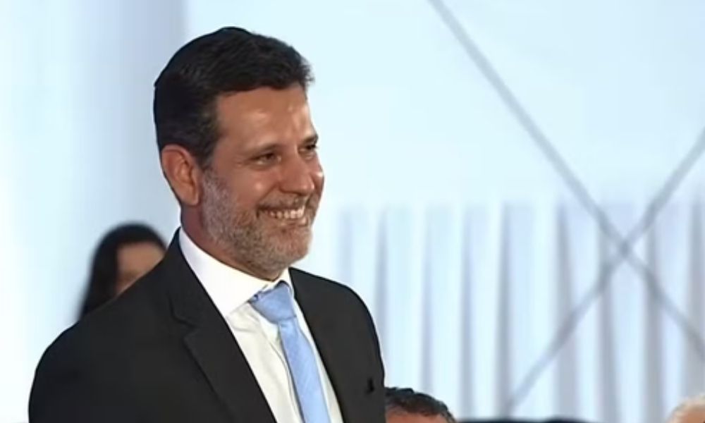 Lula confirma Leonardo Barchini como novo ministro da Educação lula-confirma-leonardo-barchini-como-novo-ministro-da-educacao