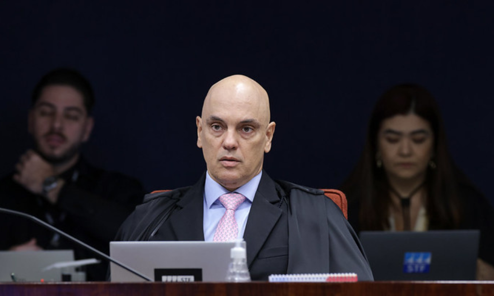 Moraes analisa se Jair Bolsonaro descumpriu medida cautelar moraes-analisa-se-jair-bolsonaro-descumpriu-medida-cautelar