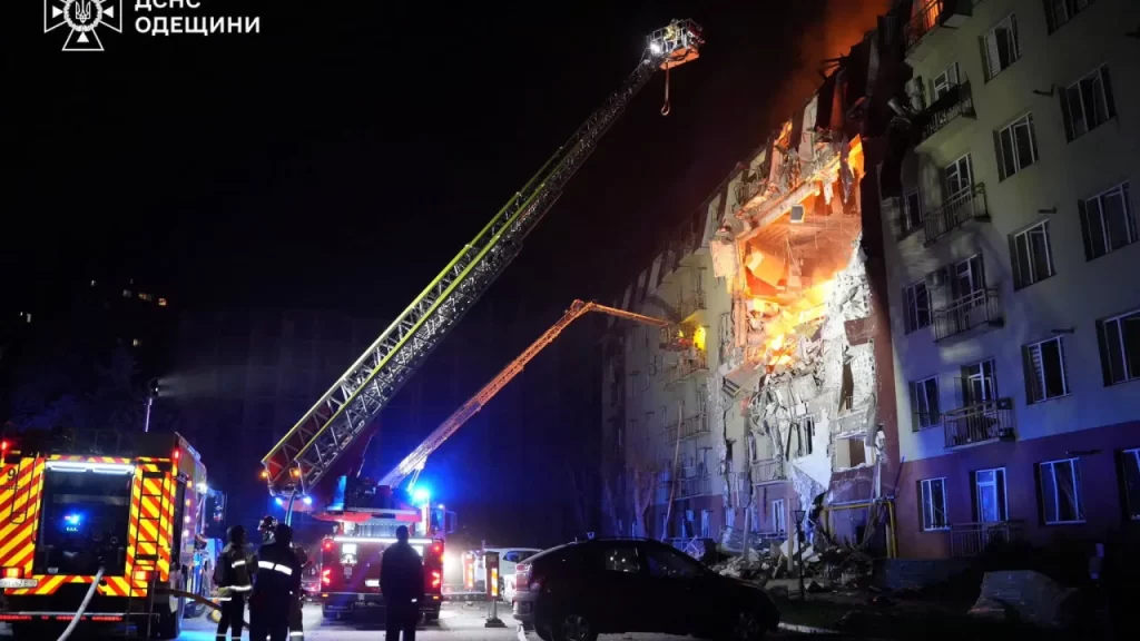 Ataque russo mata criança e deixa mortos e feridos em Odessa; imagens ataque-russo-mata-crianca-e-deixa-mortos-e-feridos-em-odessa;-imagens