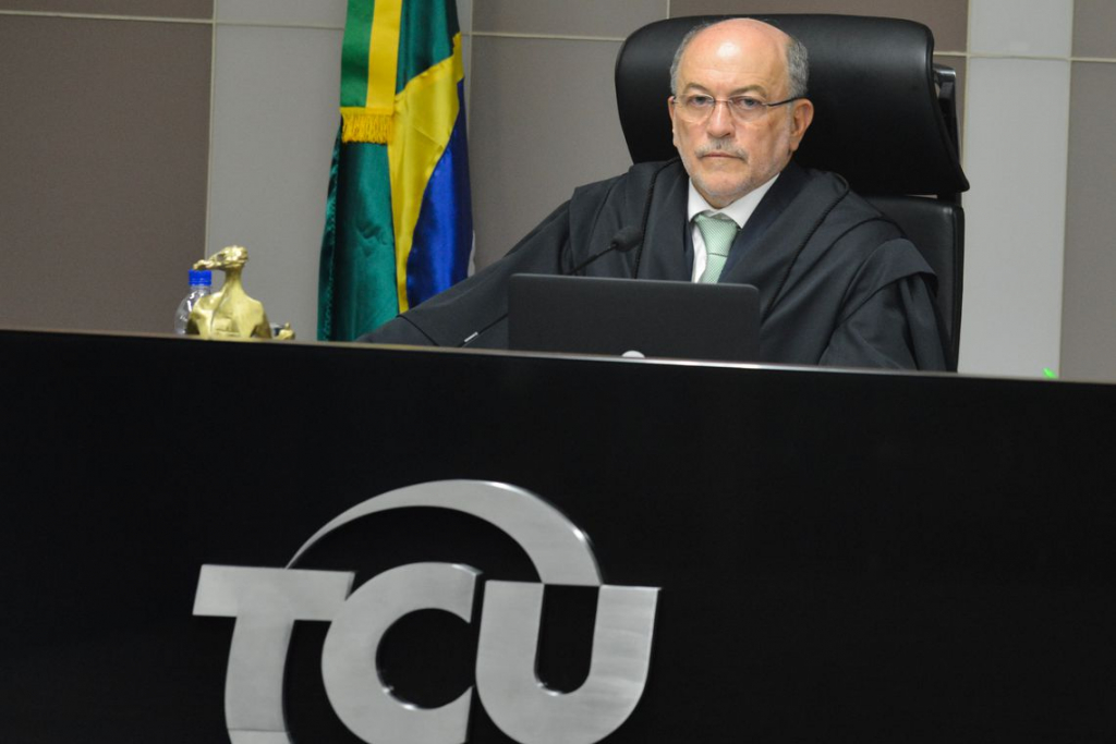 Corrida ao TCU: Sete candidatos disputam vaga do ministro Aroldo Cedraz corrida-ao-tcu:-sete-candidatos-disputam-vaga-do-ministro-aroldo-cedraz