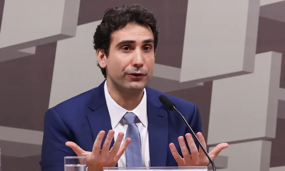 Galípolo pede ao Senado aprovação de PEC que amplia autonomia do BC galipolo-pede-ao-senado-aprovacao-de-pec-que-amplia-autonomia-do-bc