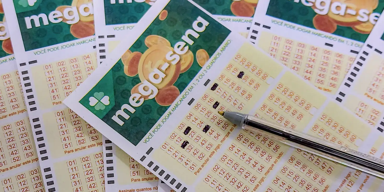 Prêmio da mega-sena acumula e vai a R$ 45 milhões premio-da-mega-sena-acumula-e-vai-a-r$-45-milhoes