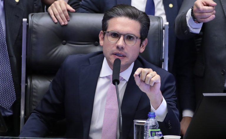 CCJ da Câmara deve votar fim da escala 6 x 1 na próxima semana, diz Motta ccj-da-camara-deve-votar-fim-da-escala-6-x-1-na-proxima-semana,-diz-motta