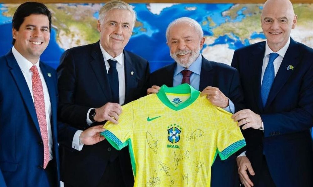 Lula revela consulta de Ancelotti: ‘Você acha que o Neymar deve ser convocado?’ lula-revela-consulta-de-ancelotti:-‘voce-acha-que-o-neymar-deve-ser-convocado?’