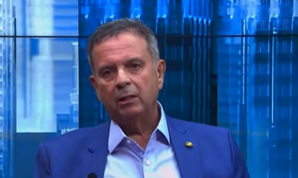 Líder da oposição diz que PT é uma ‘mercadoria vencida’ e ‘máquina de destruição’ lider-da-oposicao-diz-que-pt-e-uma-‘mercadoria-vencida’-e-‘maquina-de-destruicao’