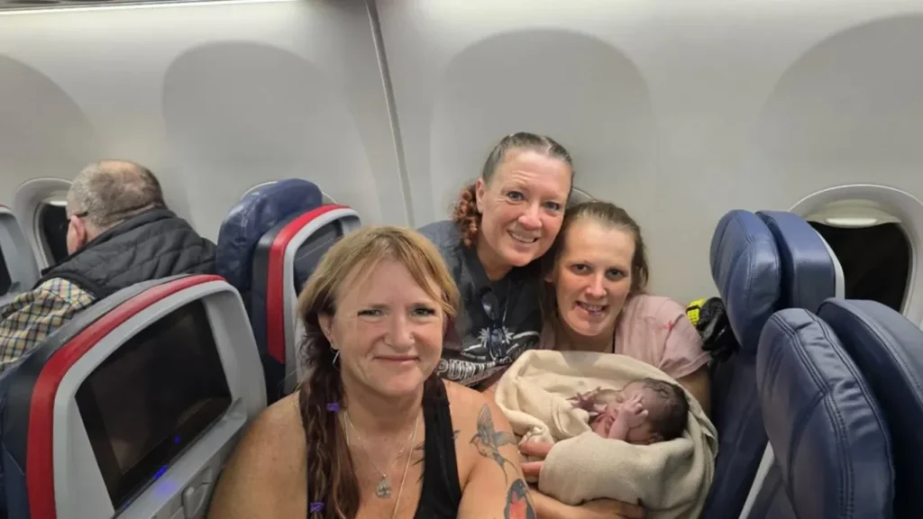 Mulher dá à luz em pleno voo nos EUA: “Avião está pousando, segura” mulher-da-a-luz-em-pleno-voo-nos-eua:-“aviao-esta-pousando,-segura”