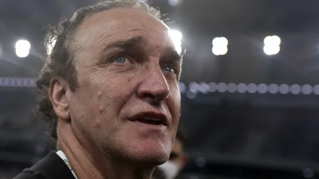 Cuca pede e Santos deve buscar reforços durante a Copa do Mundo cuca-pede-e-santos-deve-buscar-reforcos-durante-a-copa-do-mundo