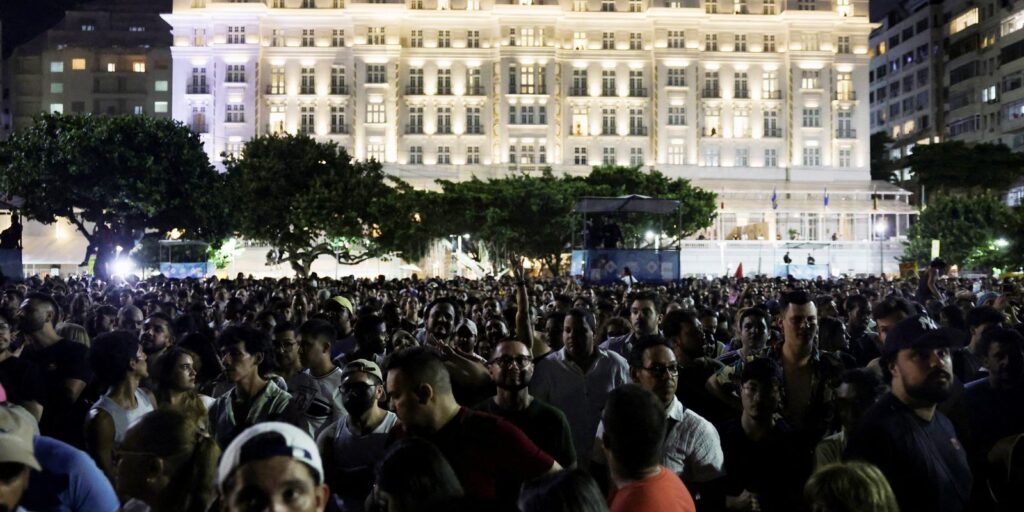 Mesmo com multidão, show de Shakira não registra ocorrência graves mesmo-com-multidao,-show-de-shakira-nao-registra-ocorrencia-graves