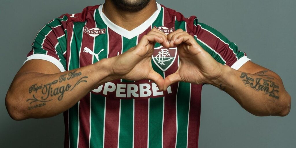 Fluminense anuncia a contratação do atacante Hulk fluminense-anuncia-a-contratacao-do-atacante-hulk