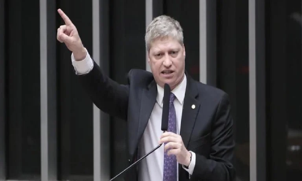Van Hattem diz que Múcio pediu desculpas para ele após discussão com general van-hattem-diz-que-mucio-pediu-desculpas-para-ele-apos-discussao-com-general