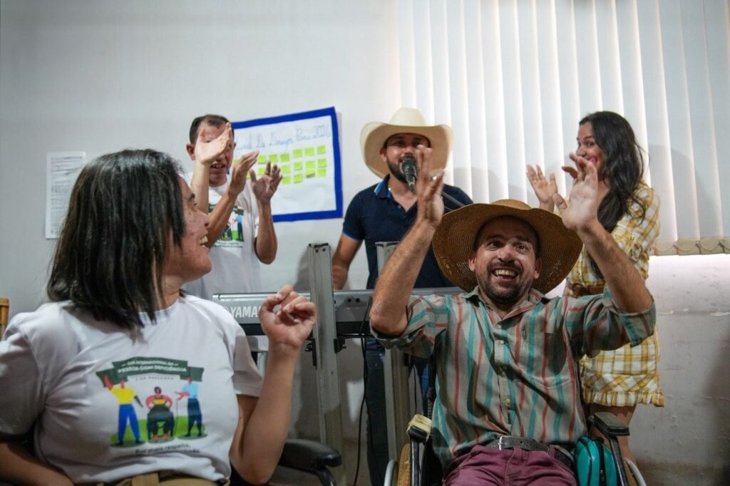 Centro-Dia recebe Flaguim Moral com show de forró para assistidos centro-dia-recebe-flaguim-moral-com-show-de-forro-para-assistidos