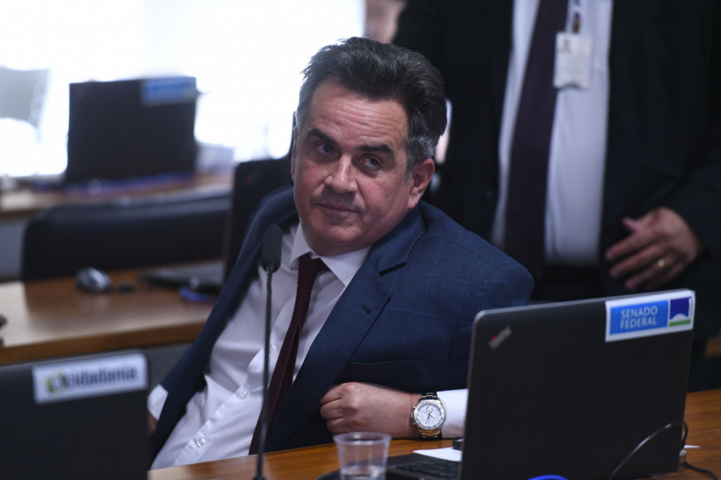 Ciro Nogueira nega ter apresentado ‘emenda Master’ de Vorcaro: ‘Roteiro de ficção’ ciro-nogueira-nega-ter-apresentado-‘emenda-master’-de-vorcaro:-‘roteiro-de-ficcao’