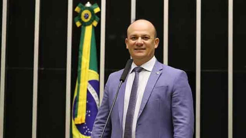 Oposição protocola novo pedido de impeachment contra Moraes oposicao-protocola-novo-pedido-de-impeachment-contra-moraes