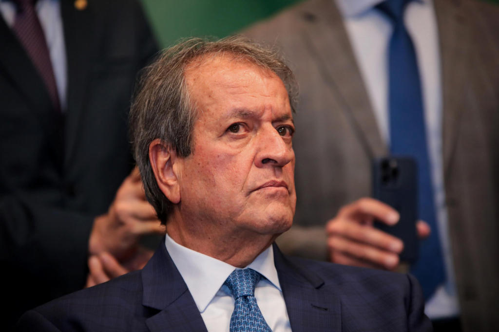 Valdemar nega ‘teste’ para Flávio e diz que força política do senador ‘está mais sólida que nunca’ valdemar-nega-‘teste’-para-flavio-e-diz-que-forca-politica-do-senador-‘esta-mais-solida-que-nunca’