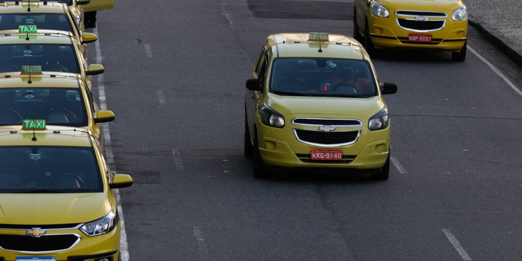 CMN regulamenta nova linha para motoristas de aplicativos e taxistas cmn-regulamenta-nova-linha-para-motoristas-de-aplicativos-e-taxistas
