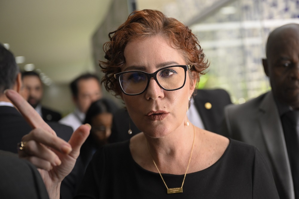 Moraes manda Itamaraty e Justiça adotarem medidas para extraditar Zambelli moraes-manda-itamaraty-e-justica-adotarem-medidas-para-extraditar-zambelli