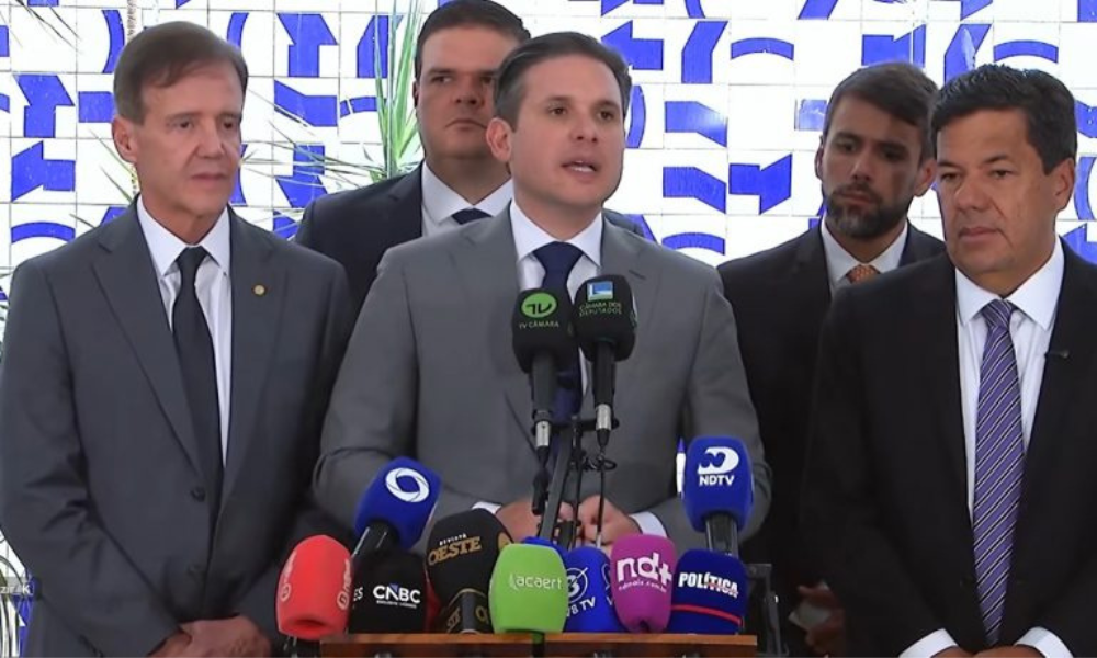 Motta diz que redução na jornada de trabalho ocorreria em no máximo um ano motta-diz-que-reducao-na-jornada-de-trabalho-ocorreria-em-no-maximo-um-ano