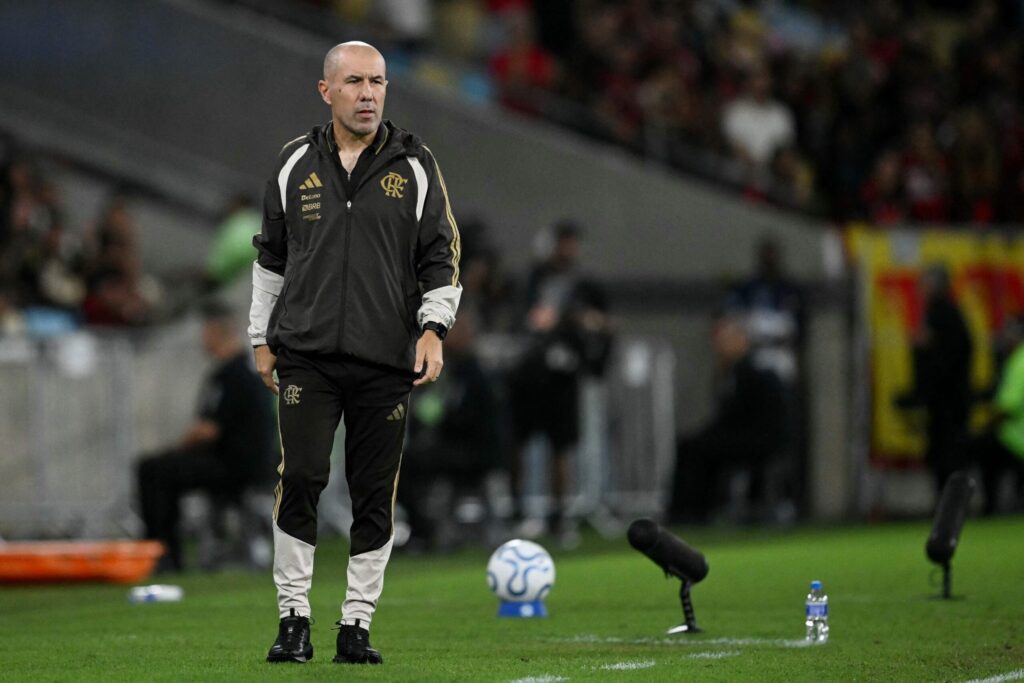 Jardim faz balanço de melhor campanha do Flamengo na Libertadores e explica opção por Andrew jardim-faz-balanco-de-melhor-campanha-do-flamengo-na-libertadores-e-explica-opcao-por-andrew