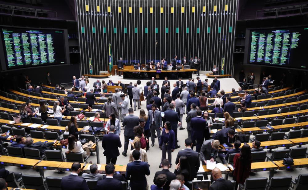 Câmara aprova PEC de fim da escala 6×1 em primeiro turno camara-aprova-pec-de-fim-da-escala-6×1-em-primeiro-turno