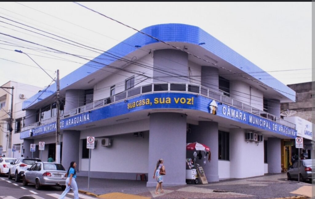 Farinha pouca, meu pirão primeiro: Câmara de Araguaína cria férias de luxo para vereadores