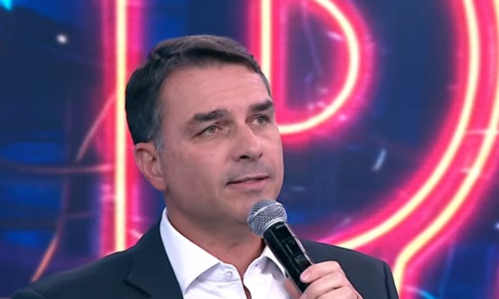 Flávio irá ao STF contra Lula por crimes de ameaça flavio-ira-ao-stf-contra-lula-por-crimes-de-ameaca