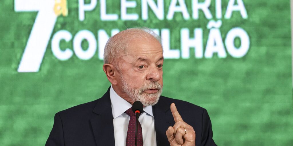 Lula quer conversar com Claudia Sheinbaum sobre protestos no México lula-quer-conversar-com-claudia-sheinbaum-sobre-protestos-no-mexico