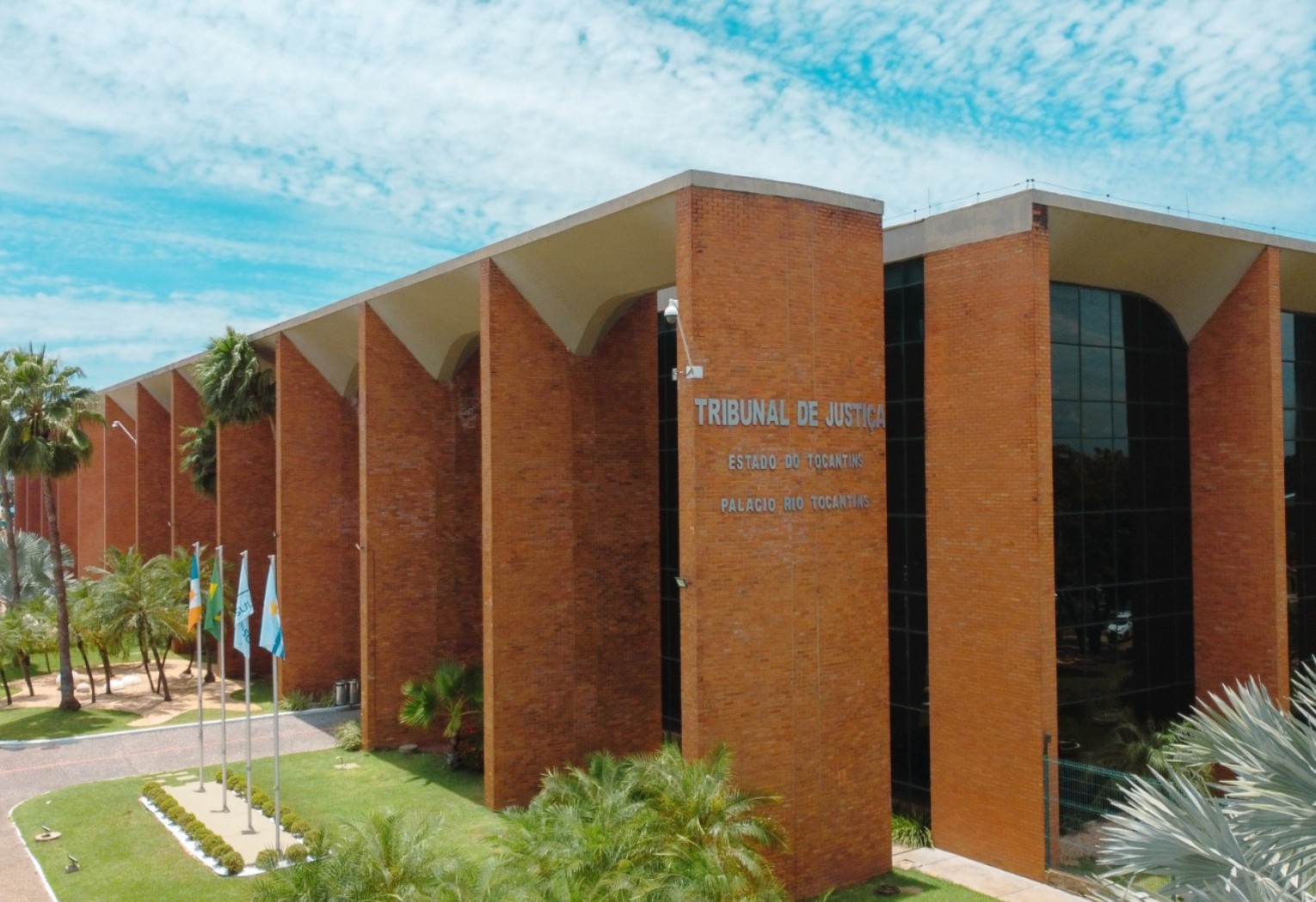 Empresas são condenadas a pagar R$ 5 milhões por pirâmide financeira no Tocantins empresas-sao-condenadas-a-pagar-r$-5-milhoes-por-piramide-financeira-no-tocantins