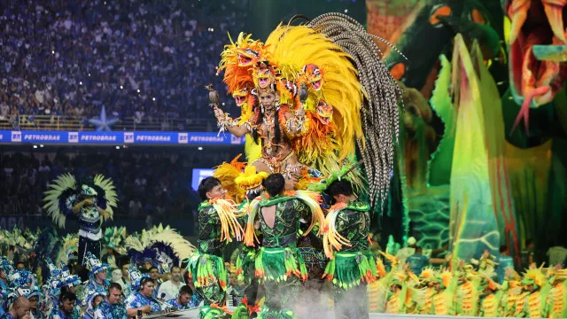 Boi Caprichoso vence o Festival de Parintins por menos de um ponto boi-caprichoso-vence-o-festival-de-parintins-por-menos-de-um-ponto
