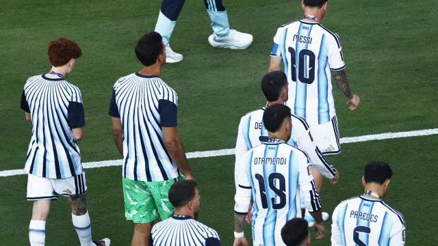 Argentina vira as costas para a Espanha durante entrega da taça argentina-vira-as-costas-para-a-espanha-durante-entrega-da-taca