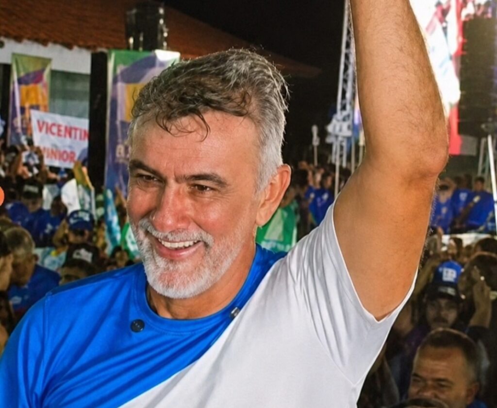 Amélio Cayres emociona multidão, demonstra a força do Bico do Papagaio e reafirma compromisso com o povo