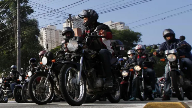 Justiça manda prefeitura de São Paulo liberar Uber Moto justica-manda-prefeitura-de-sao-paulo-liberar-uber-moto