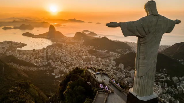 Cristo Redentor se prepara para compensar impacto ambiental do turismo cristo-redentor-se-prepara-para-compensar-impacto-ambiental-do-turismo