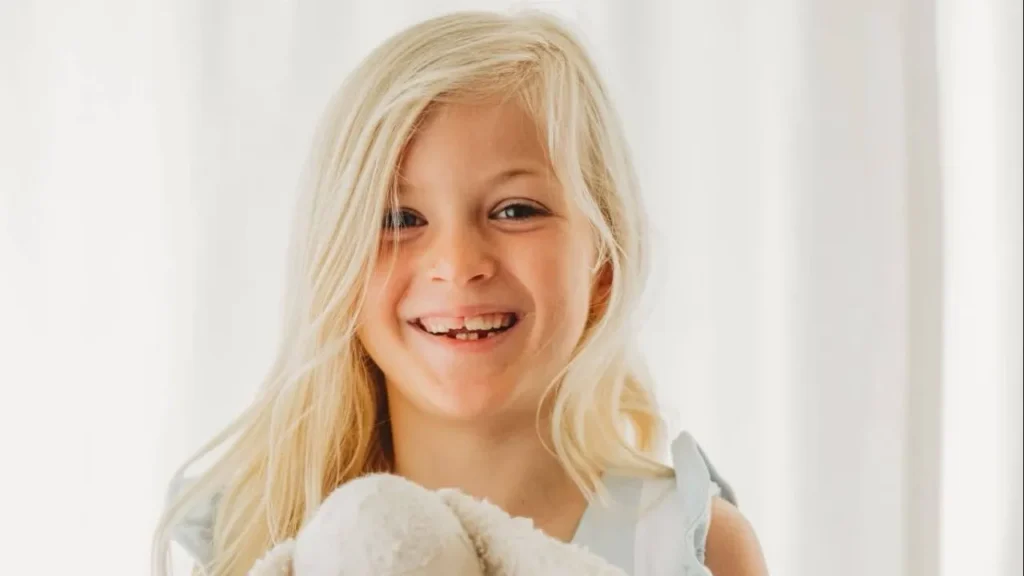 Menina de 8 anos morre após contrair infeção rara ao nadar em lago menina-de-8-anos-morre-apos-contrair-infecao-rara-ao-nadar-em-lago