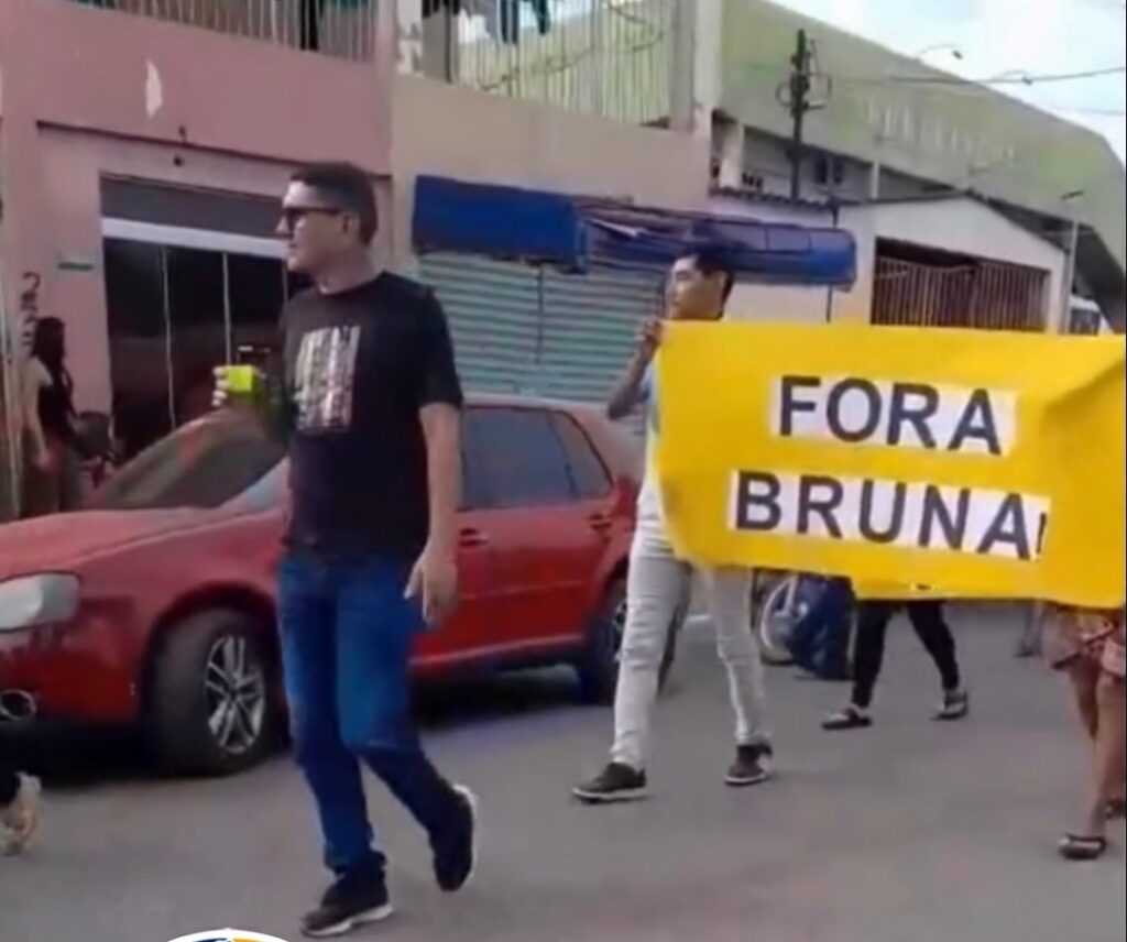 Bruna é Barrada na Prefeitura após Justiça Prorrogar Afastamento