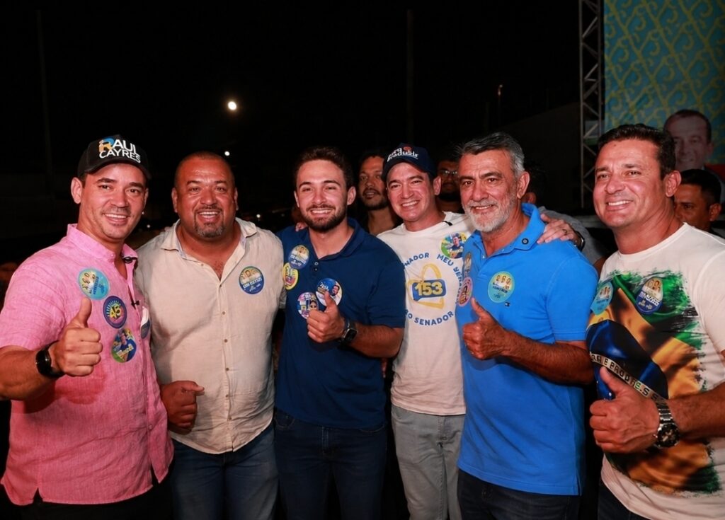 Raul Cayres dá pontapé inicial na campanha na capital com adesivaço e reúne lideranças e apoiadores