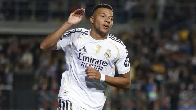 Real Madrid evita empate nos acréscimos, vence Elche e cola no Barcelona real-madrid-evita-empate-nos-acrescimos,-vence-elche-e-cola-no-barcelona
